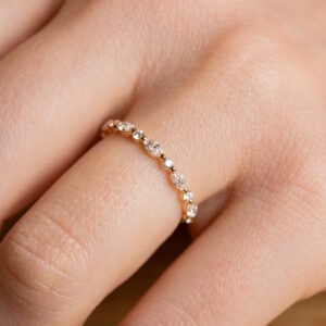 Alliance diamants navettes et brillants