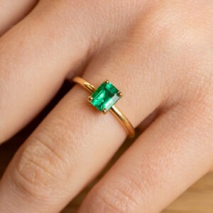 Bague émeraude de 0,90ct