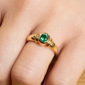 Bague émeraude de 0,82ct