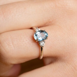 Bague aigue marine et diamants