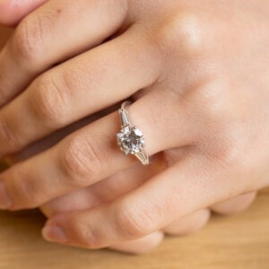 Bague diamant 1,98ct et diamants tapers