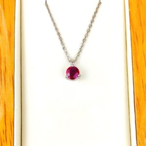 Pendentif rubis de 0.56ct