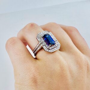 Bague saphir de 2,15ct avec 0,45ct de diamants