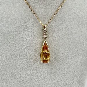 Pendentif topaze de 2,66ct et diamants